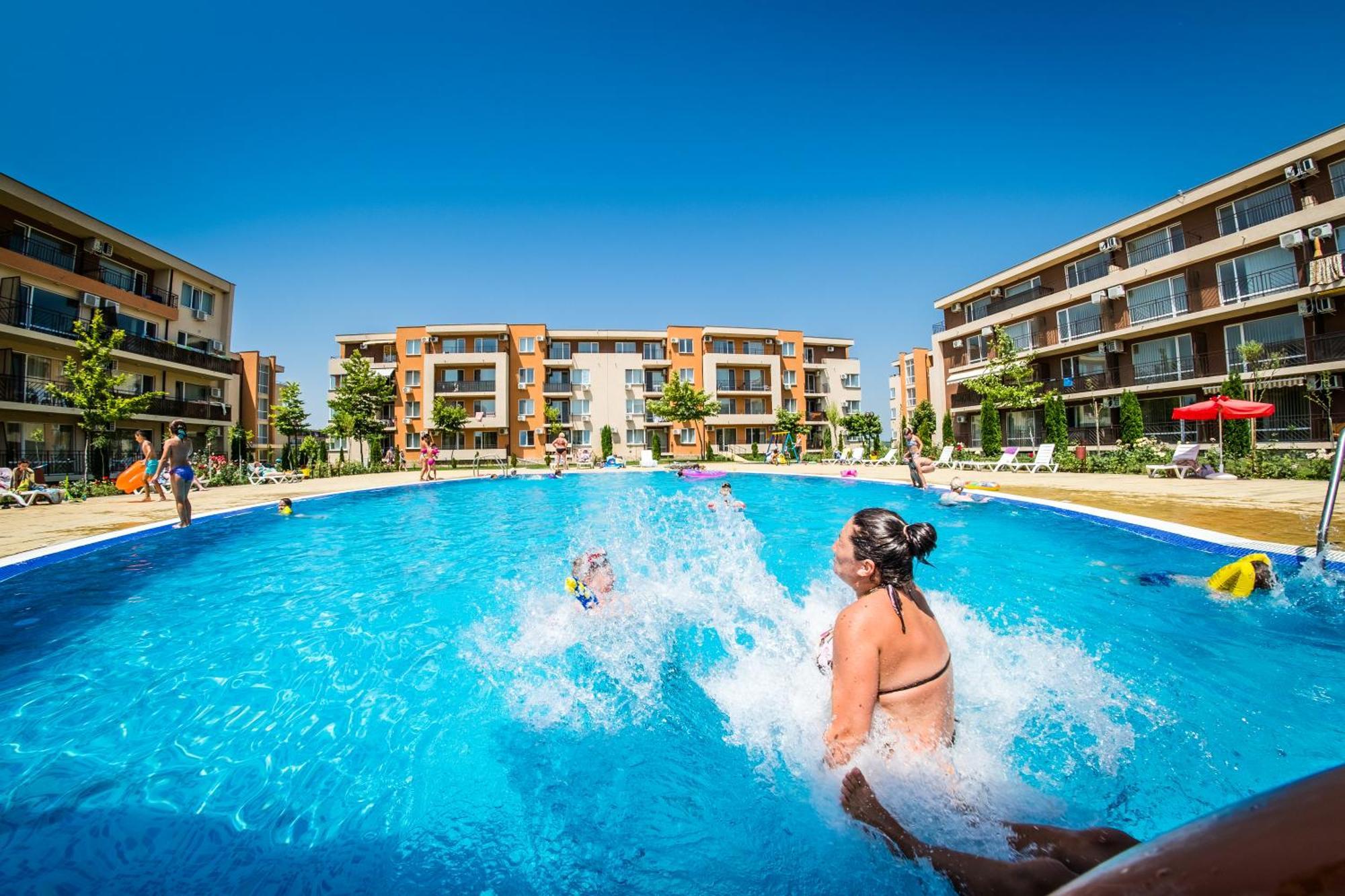 Holiday Garden Resort Slântsjev Brjag Eksteriør bilde