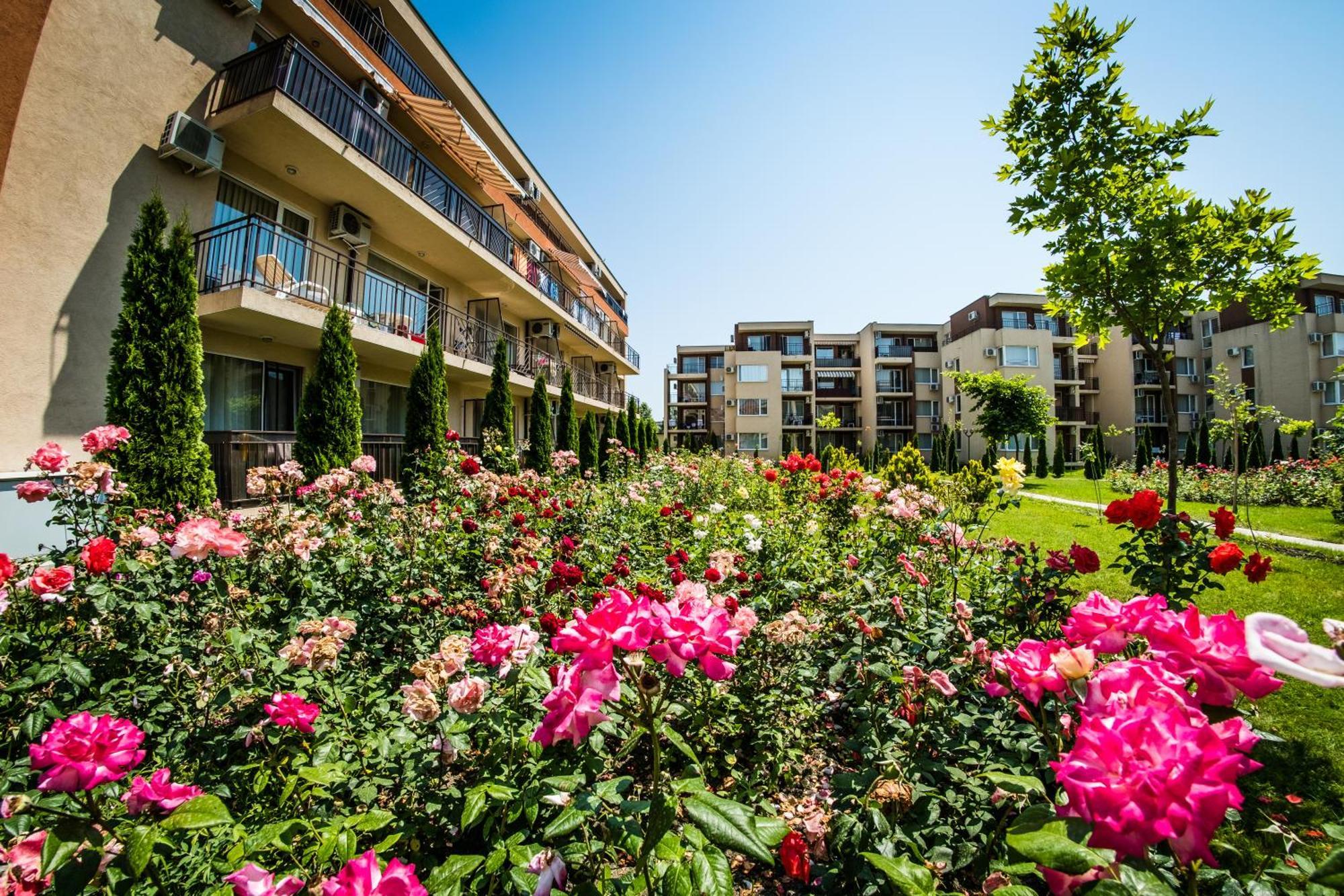 Holiday Garden Resort Slântsjev Brjag Eksteriør bilde