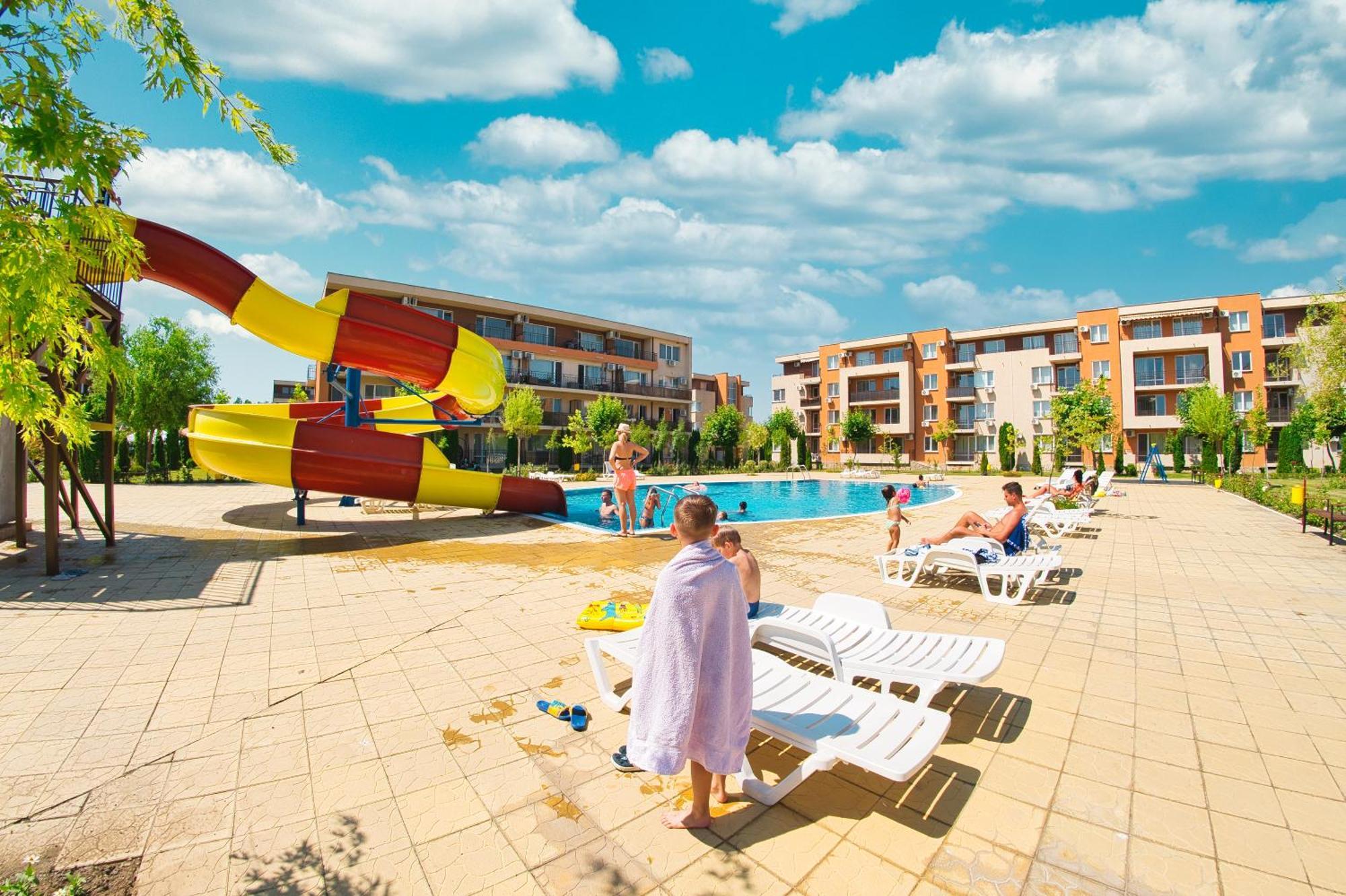 Holiday Garden Resort Slântsjev Brjag Eksteriør bilde