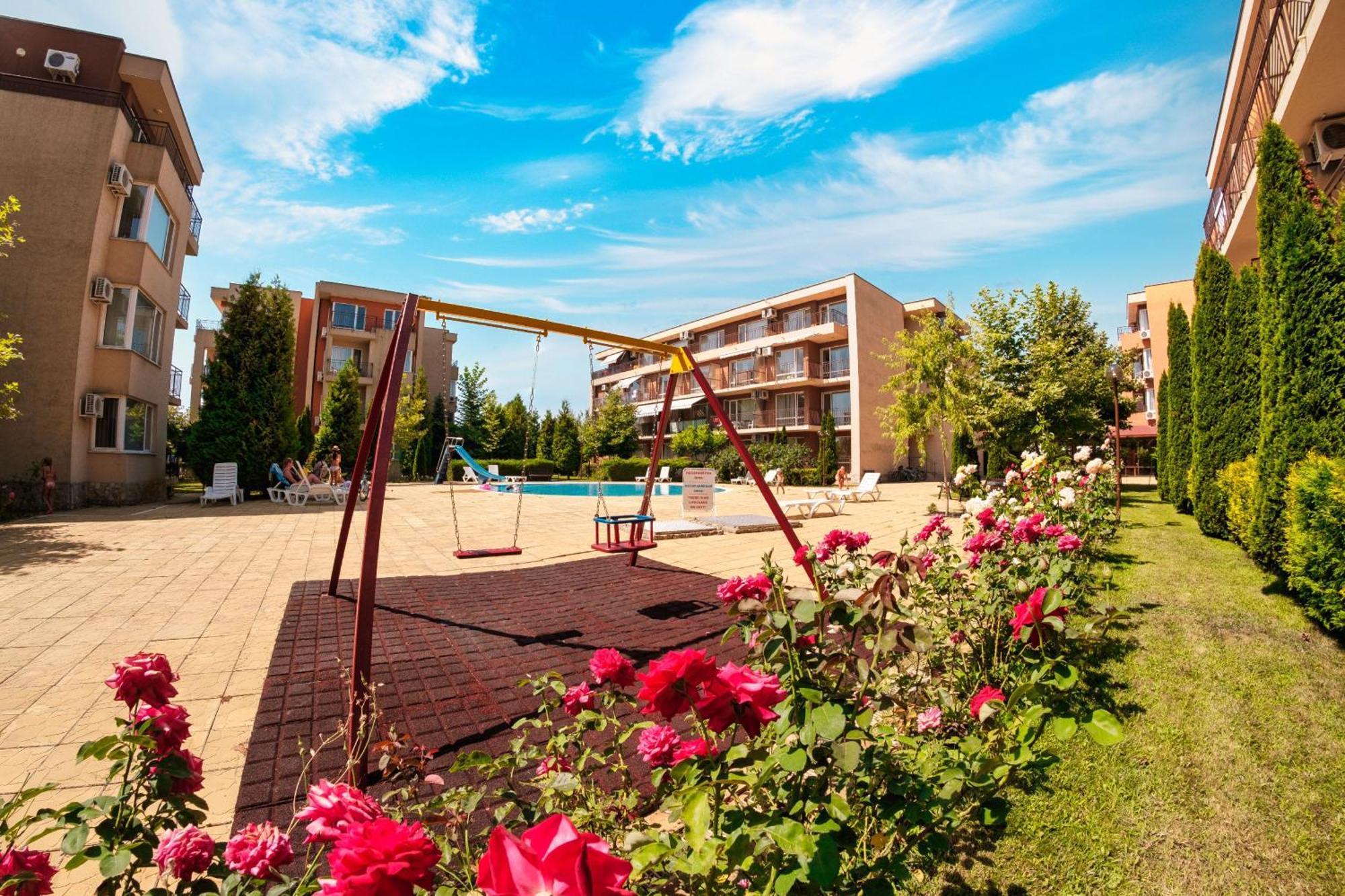 Holiday Garden Resort Slântsjev Brjag Eksteriør bilde
